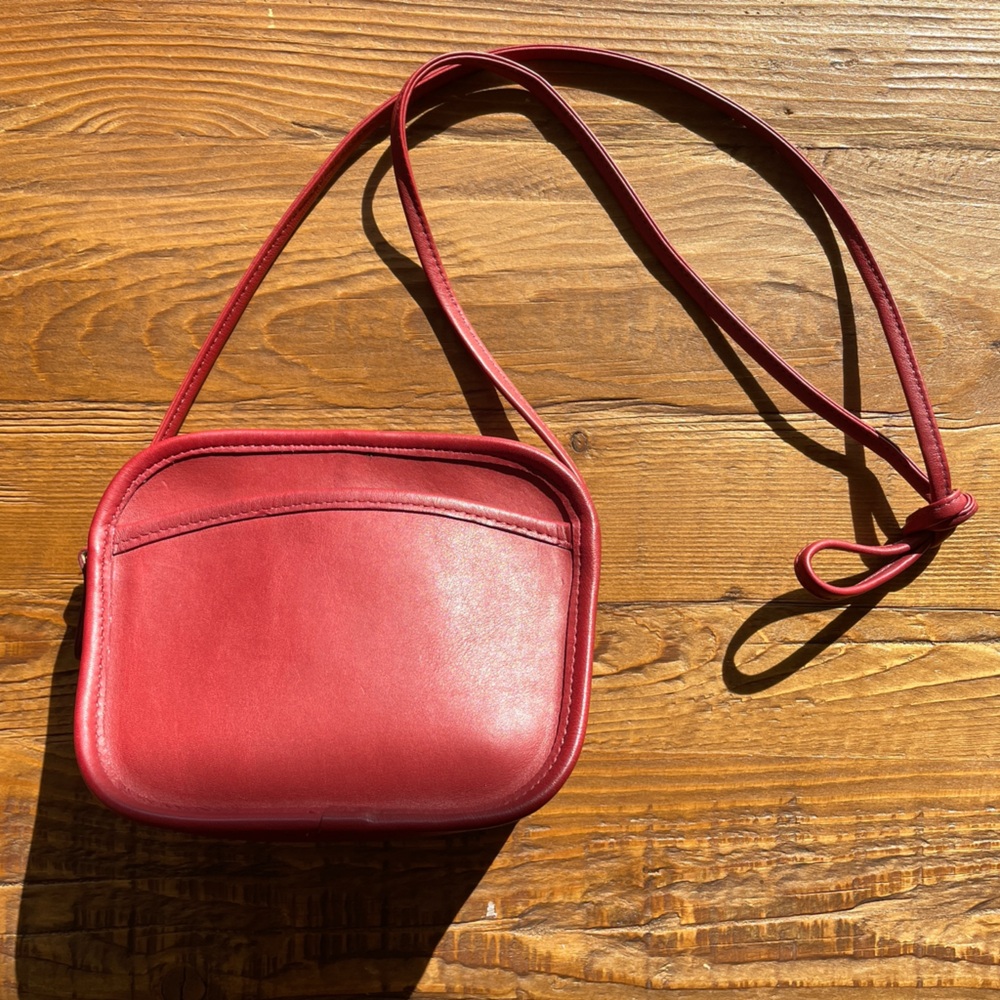 Vintage 90’s Coach Hadley Red Crossbody Bag 9935, Like New!
